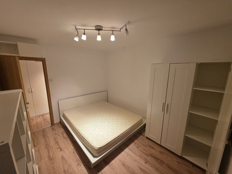 Titan, 15 minute metrou, pe Al. Barajul Bistritei, bloc 4 etaje