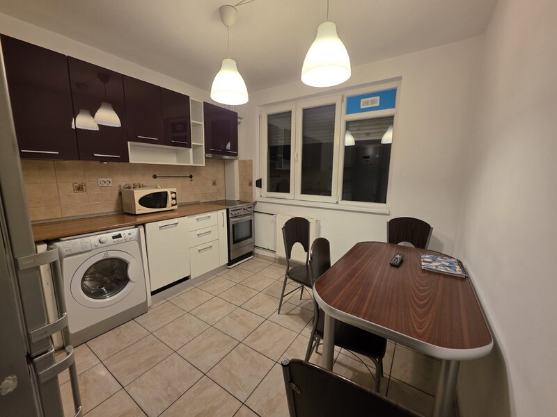 Titan, 15 minute metrou, pe Al. Barajul Bistritei, bloc 4 etaje