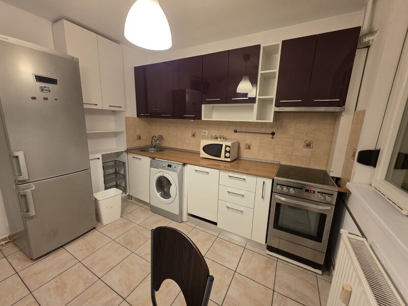 Titan, 15 minute metrou, pe Al. Barajul Bistritei, bloc 4 etaje