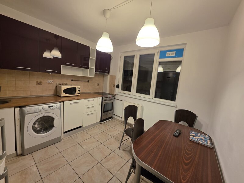 Titan, 15 minute metrou, pe Al. Barajul Bistritei, bloc 4 etaje